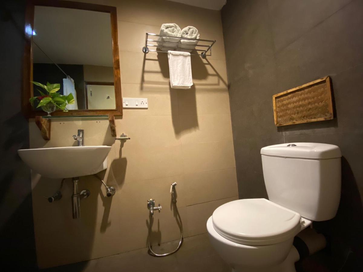 Wild Orchid Hotel Kala Pathar Beach Ngoại thất bức ảnh