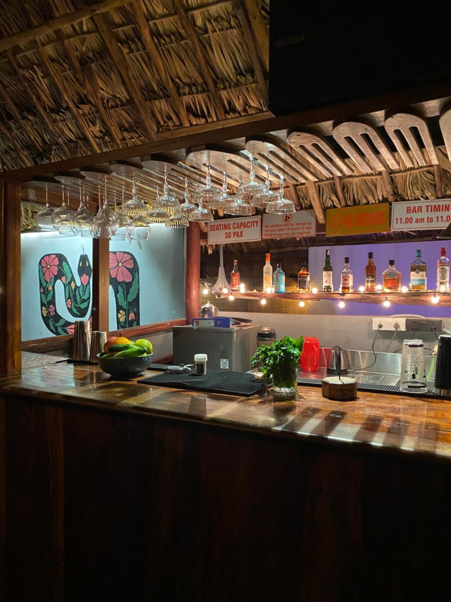 Wild Orchid Hotel Kala Pathar Beach Ngoại thất bức ảnh